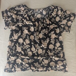 Croft & Barrow Black and Cream Floral Blouse